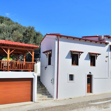 Vila Plokamos House Plokamianá Exteriér fotografie